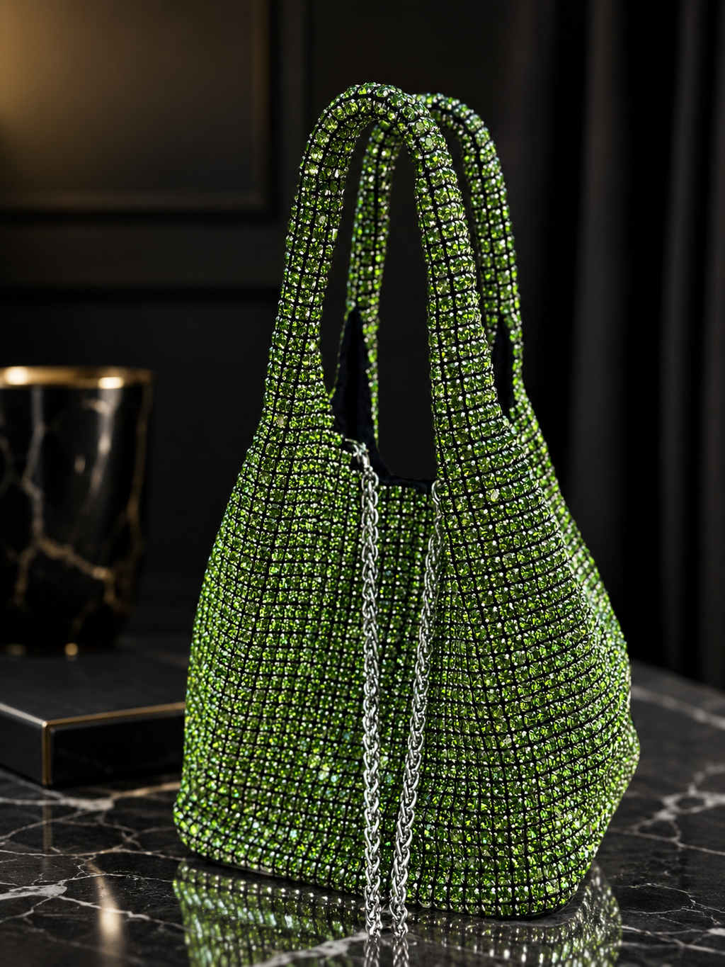BlinkyGreen – Grüne Strass Handtasche